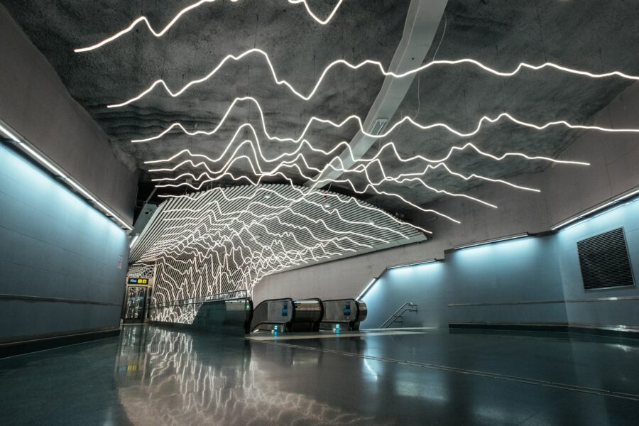 Photograph of interior of Odenplan metro station